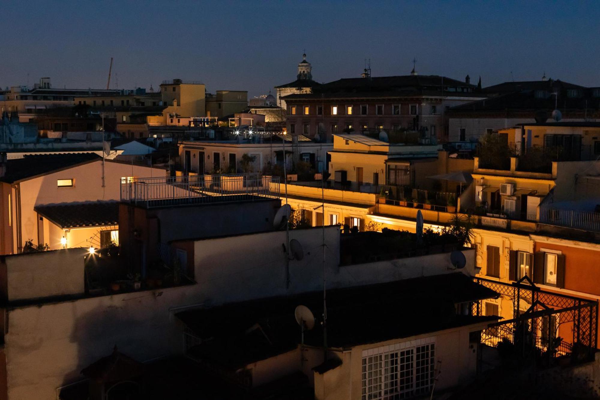 Penthouse In Exclusive Borgo Pio District Roma Exterior foto
